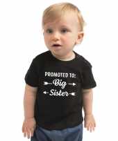 Promoted to big sister cadeau zwart baby meisje aankodiging zwangerschap grote zus t-shirt
